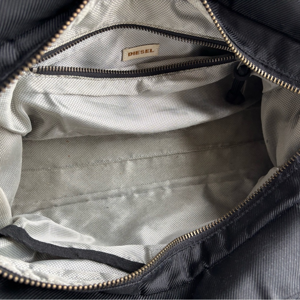 Diesel Vintage Y2K Black Logo Nylon Shoulder Bag with Leather Handles - Picture 6 of 6